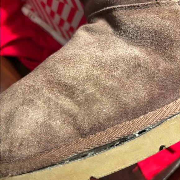 UGG AUSTRALIA UPSIDE 5163 TALL LACE UP SUEDE BROWN BOOTS /SHEEP SKIN LINING - Picture 2 of 7